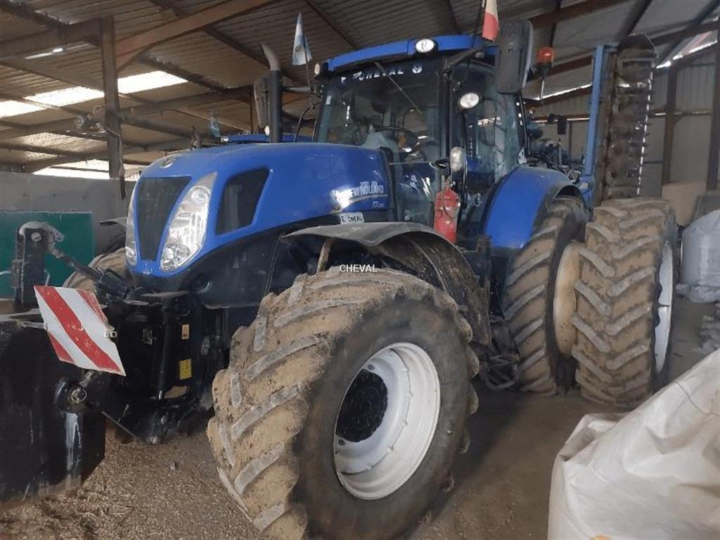 NEW HOLLAND T7 250 SW D Occasion Tracteur Agricole 220 Ch 2015