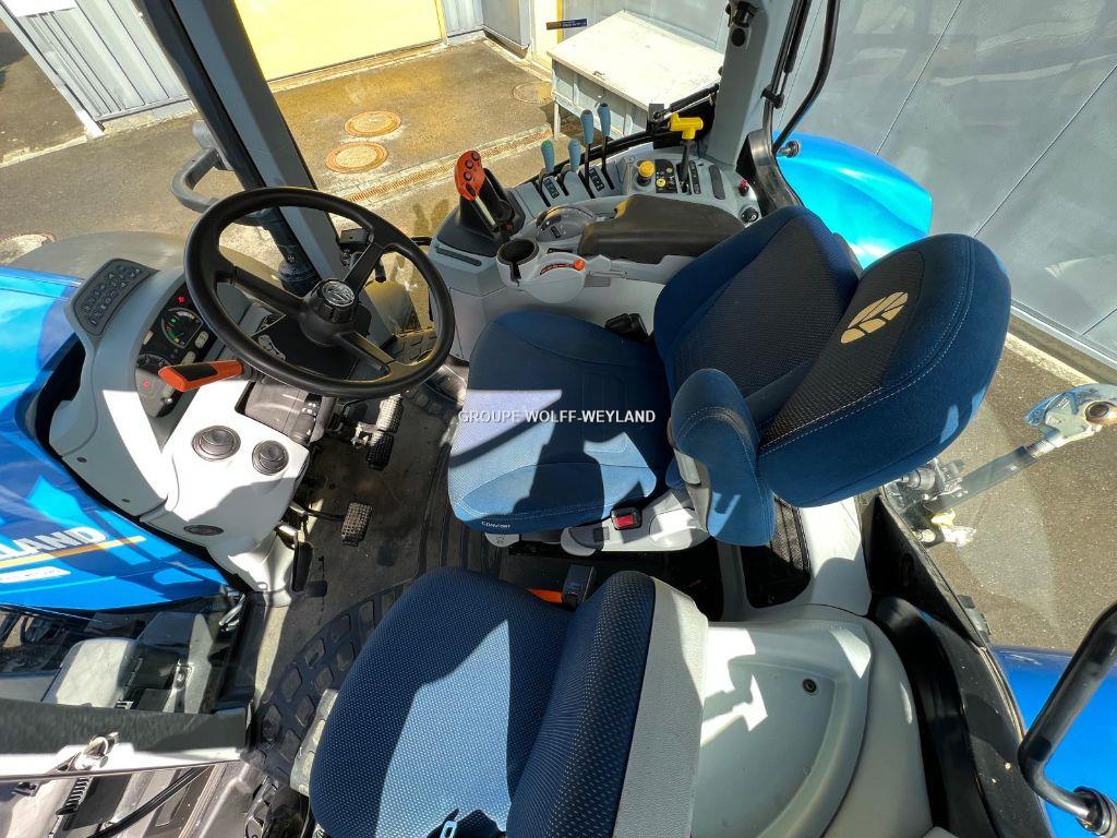 New Holland T7.195
