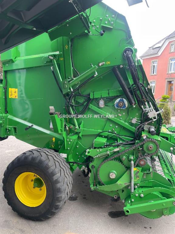 John Deere V461