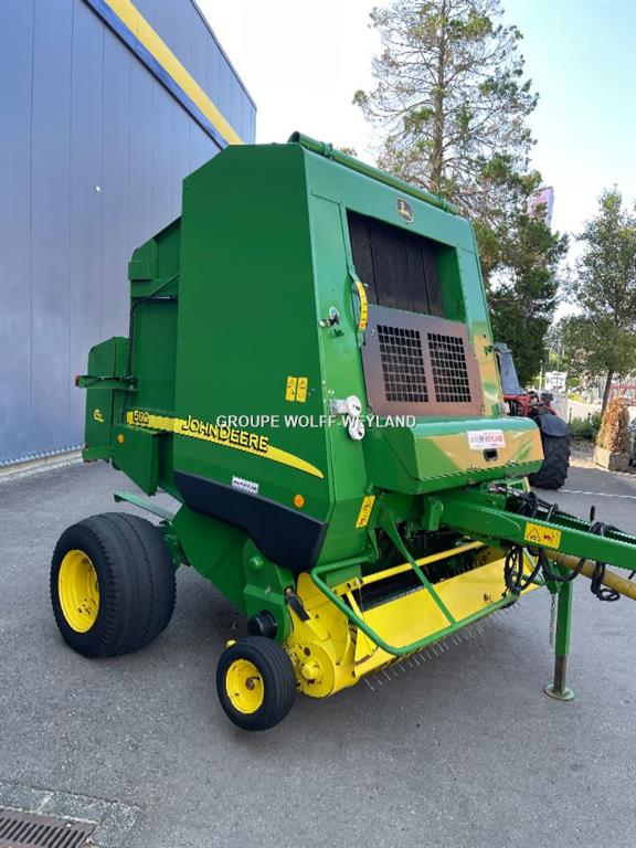 John Deere 592