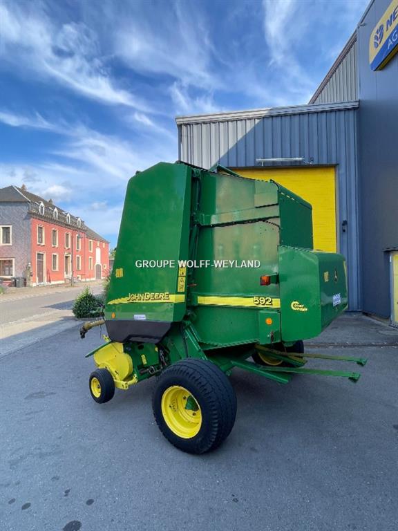 John Deere 592