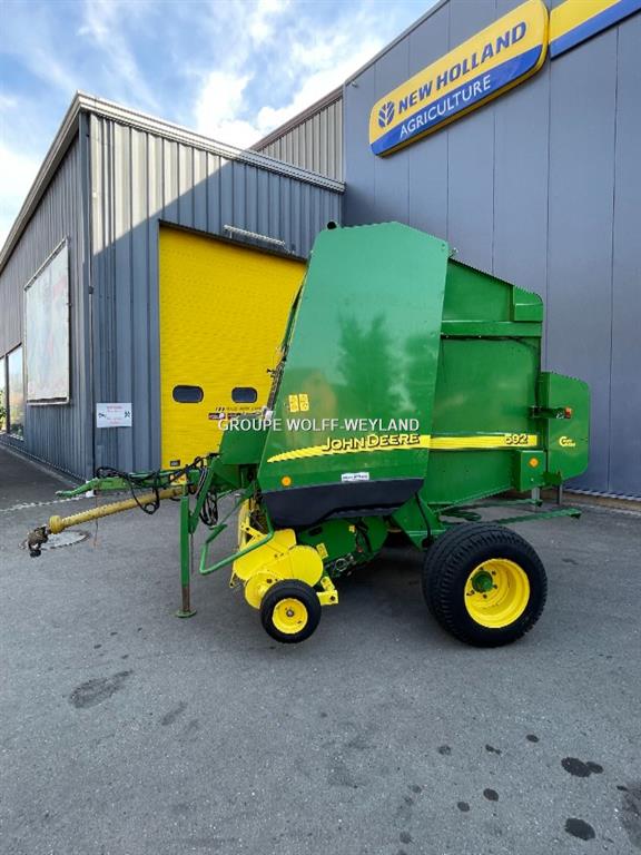 John Deere 592