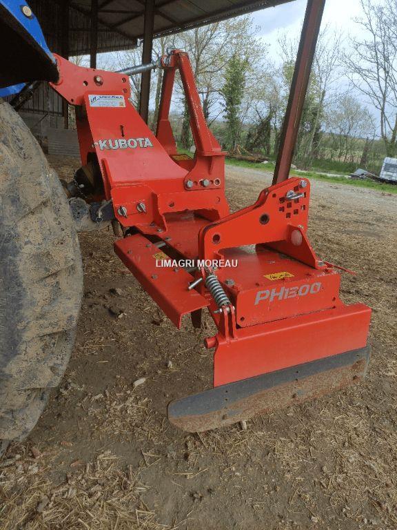 Isagri.Media.Models.Annonce.Marque PH1301