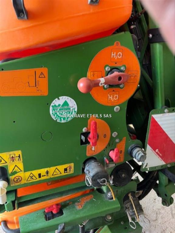 Isagri.Media.Models.Annonce.Marque UF 1201 TWIN