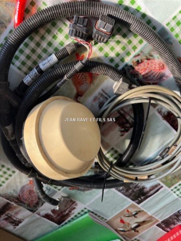 Isagri.Media.Models.Annonce.Marque UF 1201 TWIN