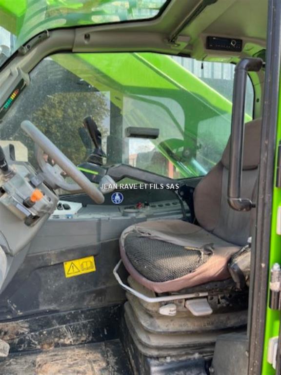 Isagri.Media.Models.Annonce.Marque TF 42.7CS-140