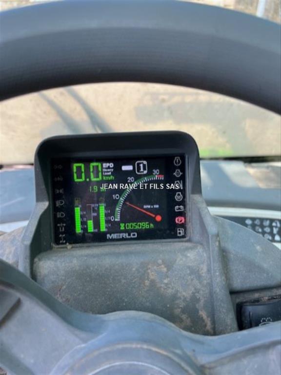 Isagri.Media.Models.Annonce.Marque TF 42.7CS-140