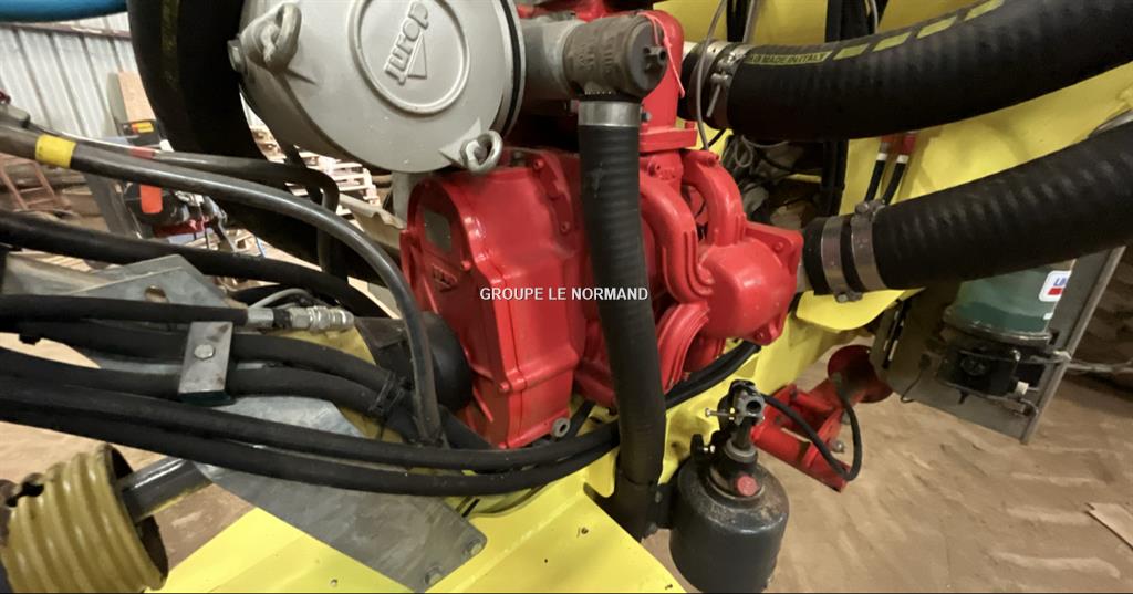 Isagri.Media.Models.Annonce.Marque TCI 22700