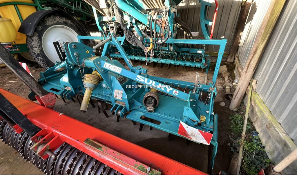 Isagri.Media.Models.Annonce.Marque HR 3000 19