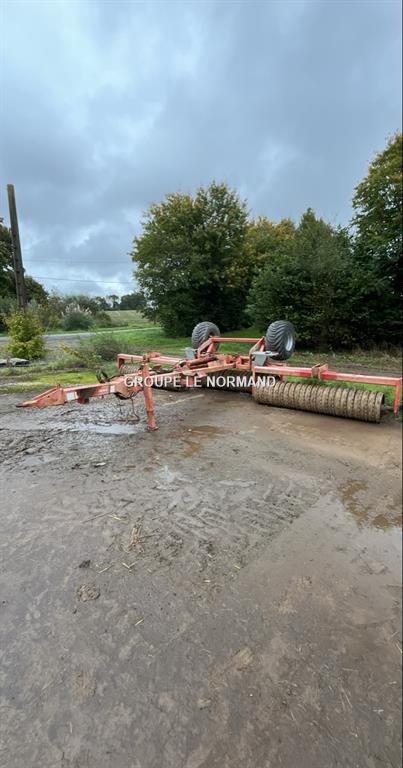 Isagri.Media.Models.Annonce.Marque Rlm1 m