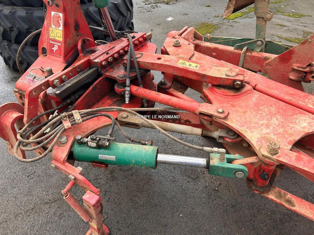 Isagri.Media.Models.Annonce.Marque EG