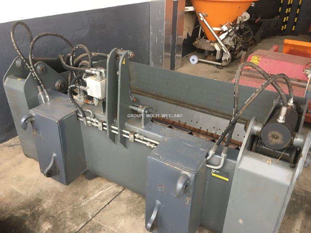 Weidemann BSS184