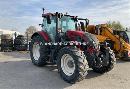 Valtra N 114