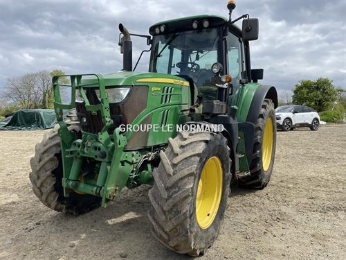 Tracteur agricole