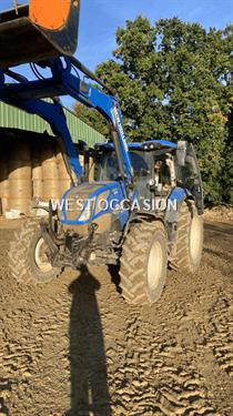 New Holland T6.145 DYNAMIC COMMAND