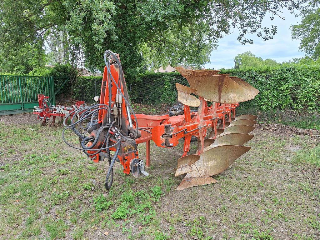 Kuhn VARIMAST 123-4