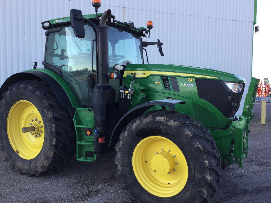 John Deere 6R165