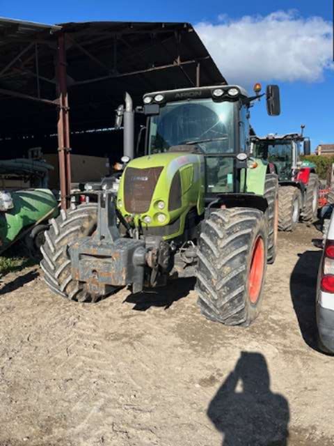 Claas ARION 640
