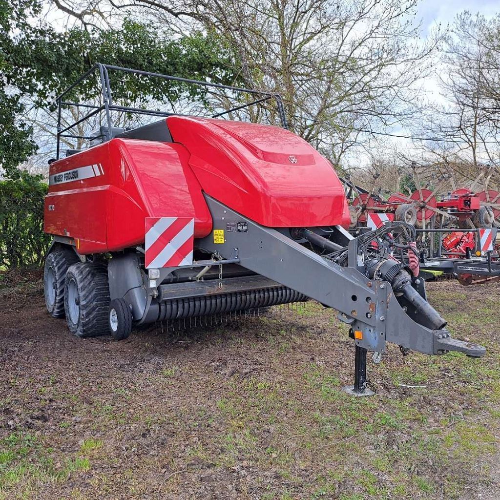 Massey Ferguson 2270