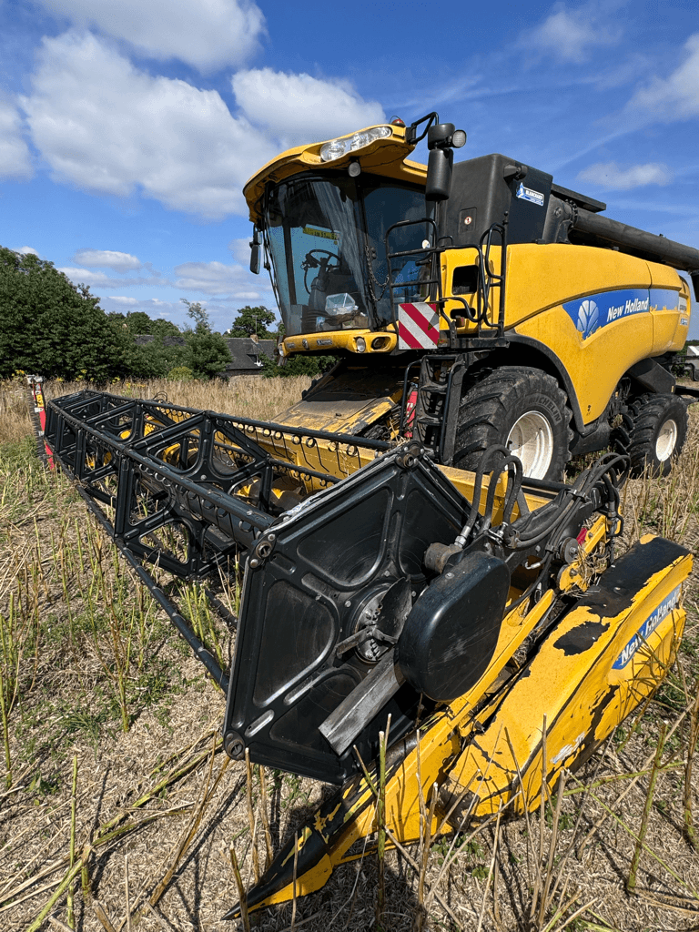 New Holland 7M32 VARIFEED