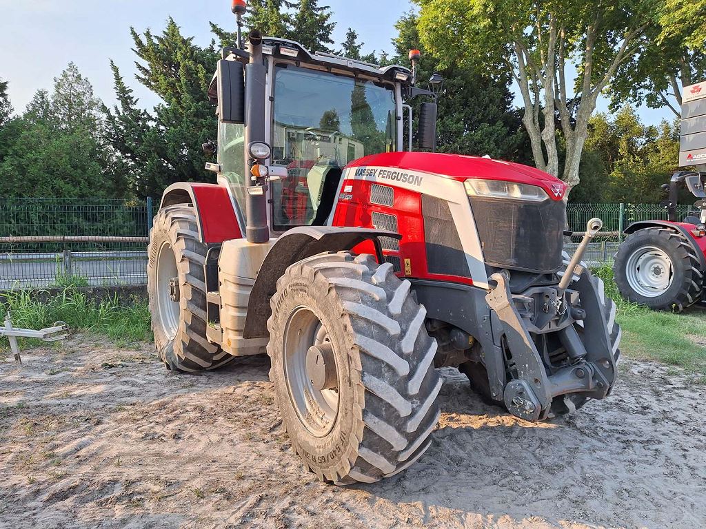 Massey Ferguson 8S205