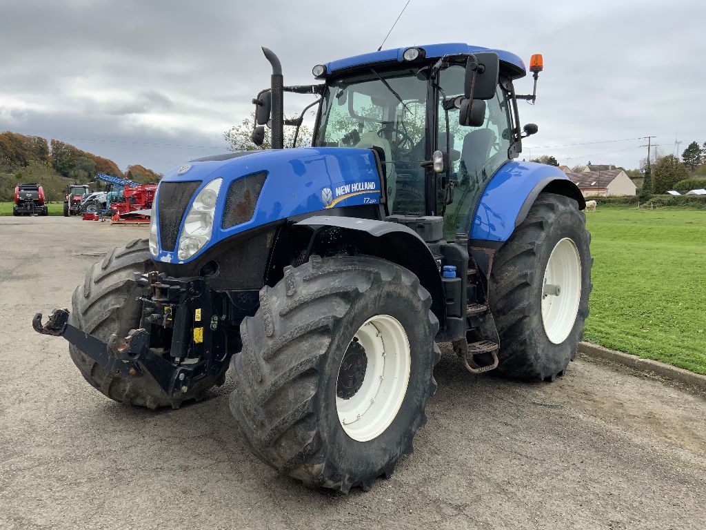 New Holland T7.250