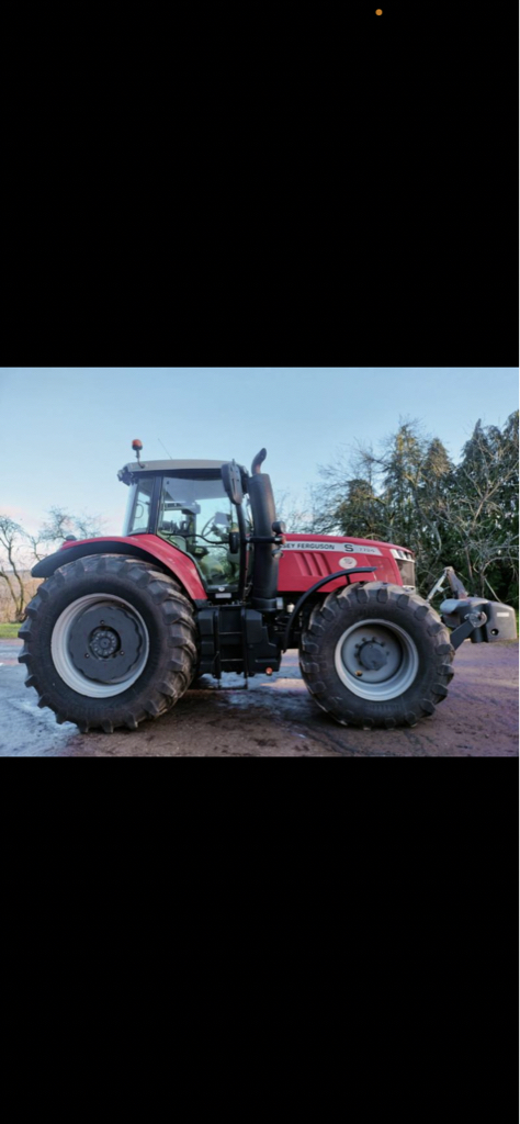 Massey Ferguson 7724S DYNA-6 EFFICIENT