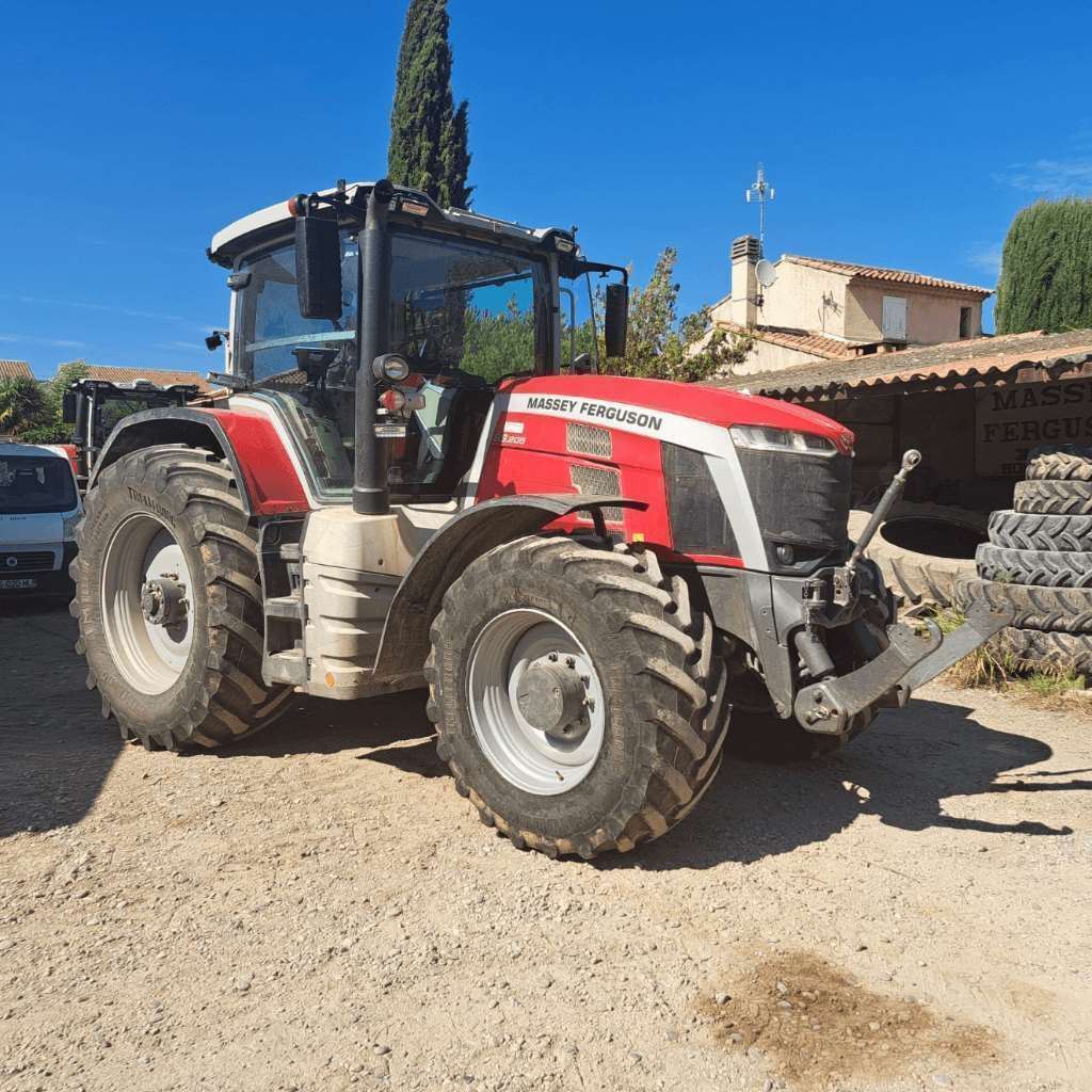 Massey Ferguson 8S205