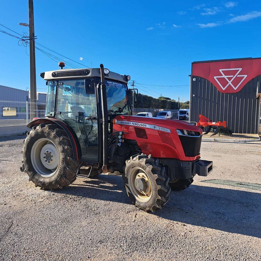 Massey Ferguson 3709FEFF