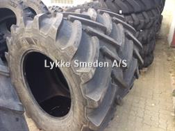 BKT IF 710/60 R34 og IF 900/60 R42 710/60 R 34