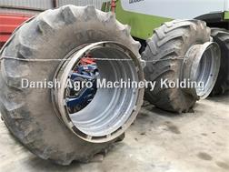 Goodyear 710/70-38 med 42” fælgring