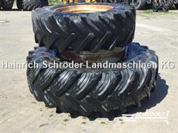 Massey Ferguson ZWILLINGSRÄDER 2X 16.9 R30 + 2X 20.8 R42