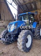 New Holland T7 210