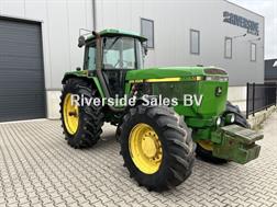 John Deere 4755