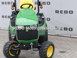 John Deere 1026 R