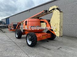 JLG 600AJ