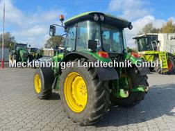 John Deere 5620