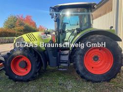 Claas ARION 650