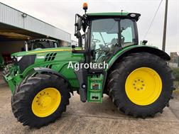 John Deere 6135R