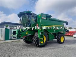 John Deere T 560