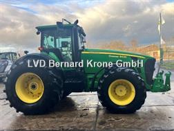 John Deere 8430