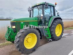 John Deere 6800