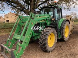 John Deere 6120M