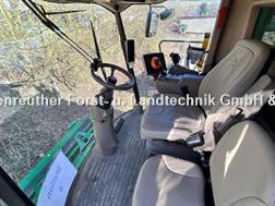 John Deere T670i Raupe mit Schnweidwerk