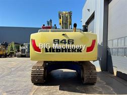 Liebherr R946 - triple boom
