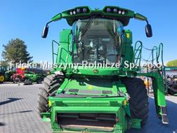 John Deere T 670