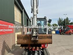 Takeuchi Kraan TB230 - Gebruikt