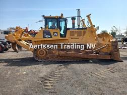 Komatsu D155A-6R (4 pieces available - Abu Dhabi)