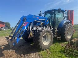 New Holland T 7060