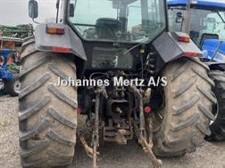 Valtra 8400